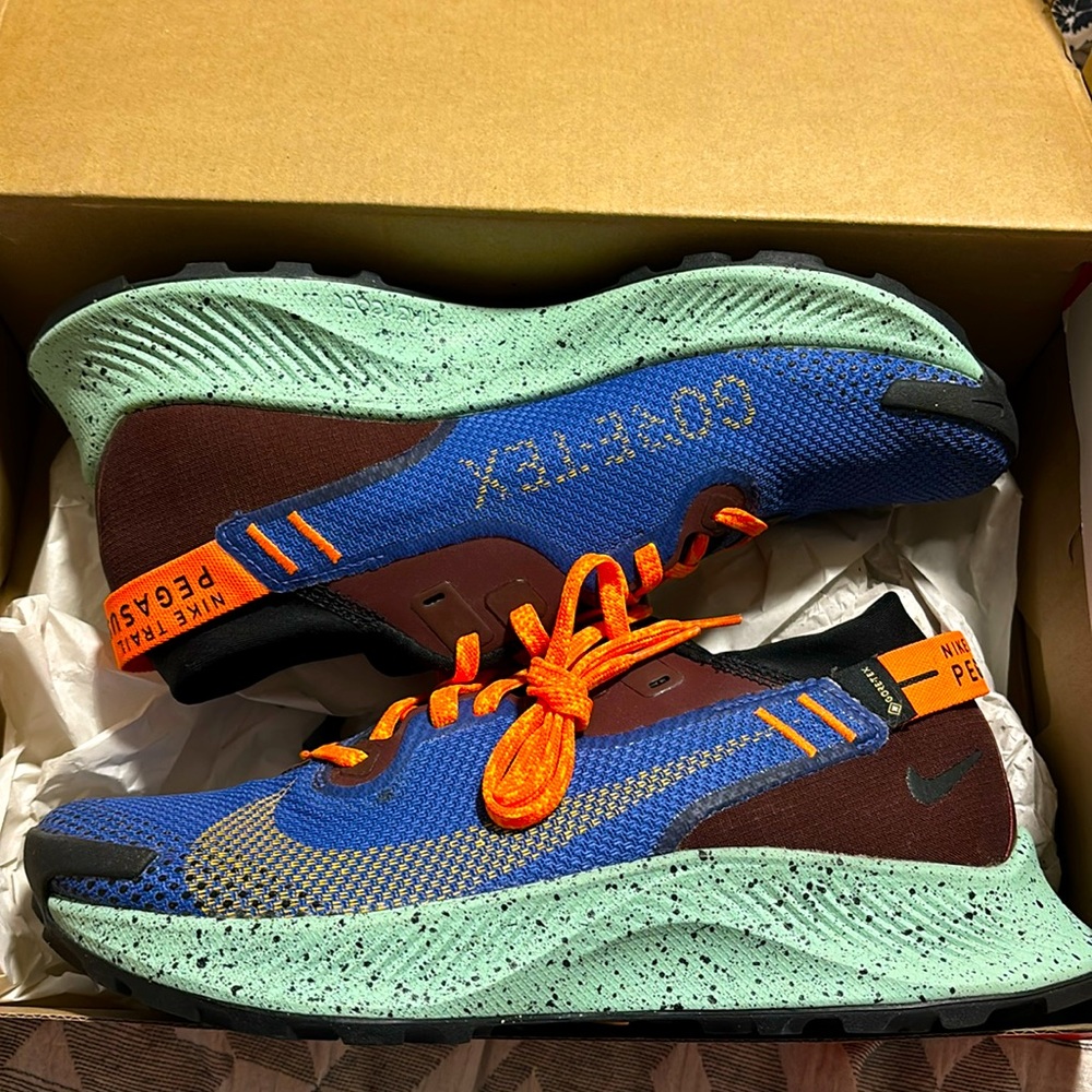 NEW NIKE TRAIL PEGASUS GTX WMNS 7.5 ‘Mystic Dates Blue’